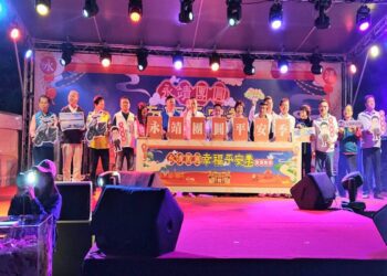 影音/「永靖團圓-幸福平安季正式點燈」　精彩的煙火下揭開序幕