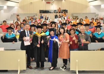 傳承.傳情~松年大學 活到老、學到老彰基分校舉辦畢業典禮