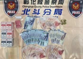 北斗警緝賭神力一腳破門 查獲流動式職業賭場