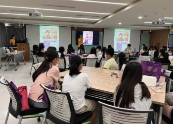 秀傳青少年醫事檢驗營 讓學員從細微觀察到推理衍生