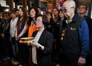 鹿港慶端陽龍王祭擇日 連擲6聖筊擇定於5/3辦理