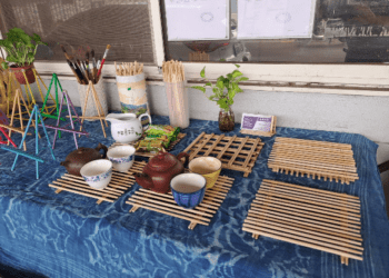 倡導自備環保餐具提袋-中市烏日區清潔隊化廢竹筷為實用小物