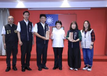 建構家暴安全防護網！ -中市社會局獲全國唯一績優社政團隊