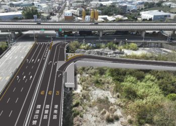 紓通豐洲科技園區尖峰時段車潮-中市建設局長視察后豐大橋新增引道工程