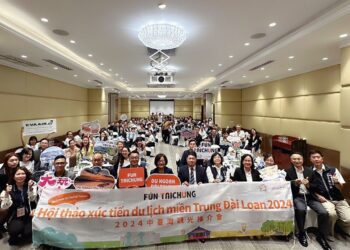 擴大台越觀光！-中市偕苗縣攜手業者赴越南辦推廣會-簽署mou促進商機