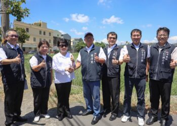 清水地所遷建它處、原址闢綠地及停車場-盧市長偕張議長會勘允速推