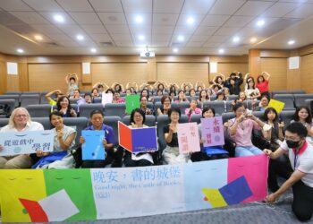 中市圖親子服務接軌國際-英國學者分享嬰幼兒閱讀知識