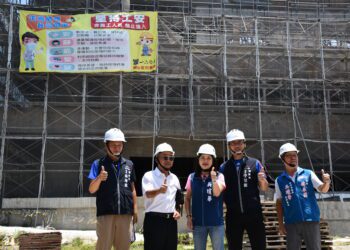 3.5億打造台中首座「烏日全民運動館」-運動局長視察工程進度慰勉團隊