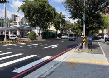 打造人本舒適通行環境-中市啟動五權西路人行道及燙平工程