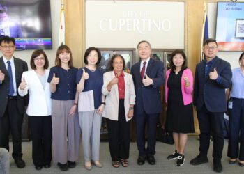 黃副市長拜會友好城市庫比蒂諾市長-力挺台中之光國際飲料品牌「吃茶三千」