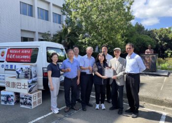 明通化學製藥捐贈中市府復康巴士-社會局長：感謝行善不遺餘力