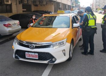 暑假安心搭小黃出遊-中市交通局加強跳表收費稽查為乘客把關