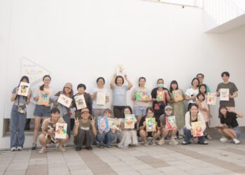 在動物之家寫生！中市動保處邀民眾與毛孩在后里園區相「繪」