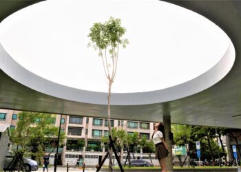 台中爆紅視角！舊社公園地下停車場網美打卡新熱點