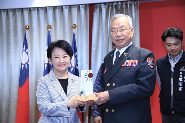 緊急救護作業重大變革-中市全面推動到院前預通知回報患者資訊