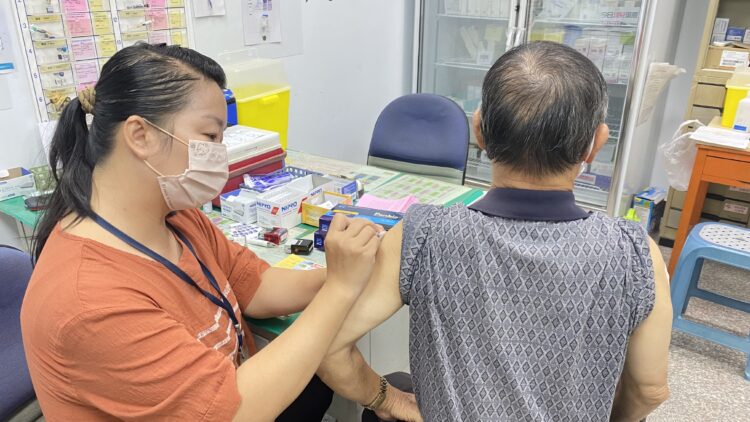 提升保護力！-中市供65歲以上長者公費接種13價肺炎鏈球菌疫苗