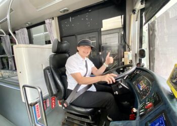 從拿鍋鏟到握方向盤- 中市女公車駕駛：不要小看自己