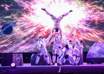 全台首創沉浸式太空馬戲秀-！台中「夏日馬戲節」首日開演吸逾3萬人 -文化局：把握明天最後一日