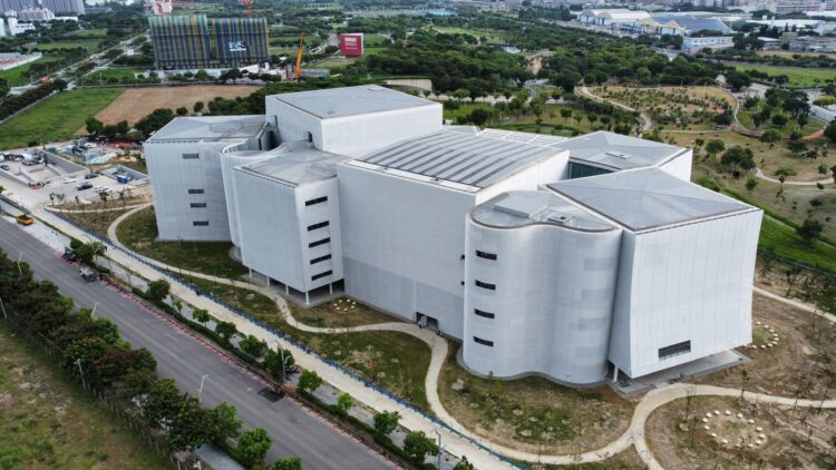 「台中綠美圖」風靡設計界！台灣設計研究院齊聚參觀國際級建築之美