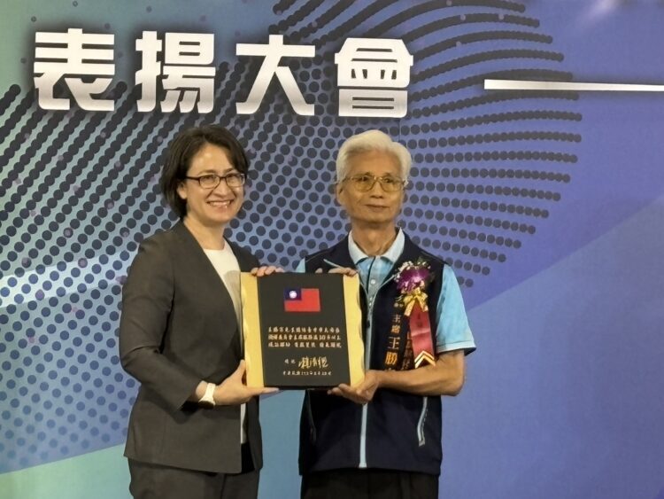 賀！中市調解績效5連霸-調解人員榮獲全國表揚
