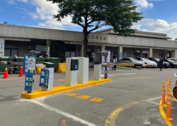 解決占用車格、違停亂象-中市東海殯儀館停車場9/16起實施收費管理