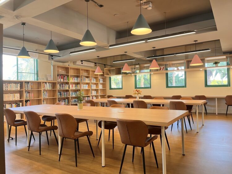 輕旅行新選擇！-台中龍井圖書館新裝亮相-帶您享受書香假期