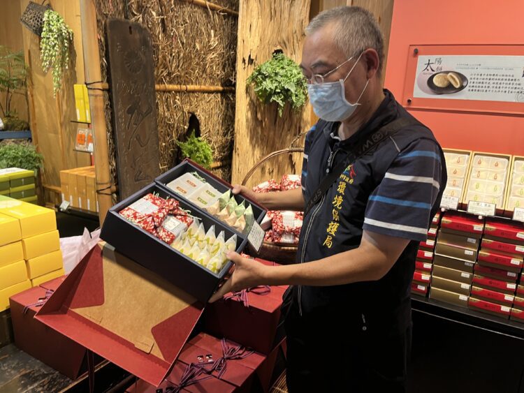 中秋送禮包裝減量-中市環保局籲響應「一多三少」原則