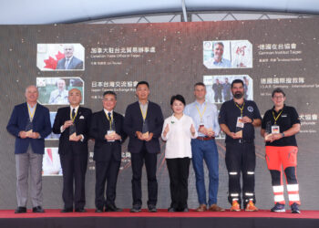 921大地震25週年邀國內外救災單位重返台中 - 盧市長致敬：感謝城市英雄