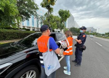 中市交通局聯合監警取締違法白牌車-違規駕駛罰10萬、最重吊銷駕照