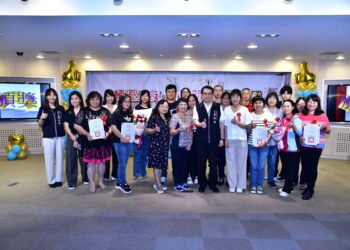 表揚績優工友及行政助理-中市府感謝第一線工作夥伴