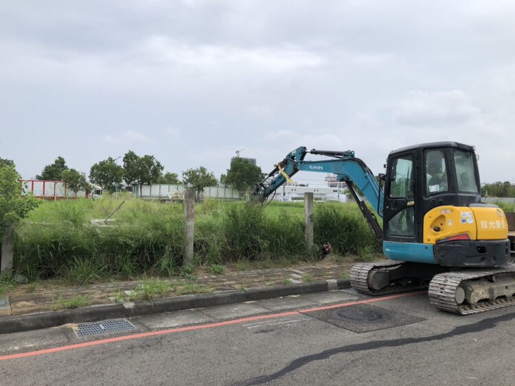 山陀兒颱風來勢洶洶-中市府加強拆除危險竹架廣告物