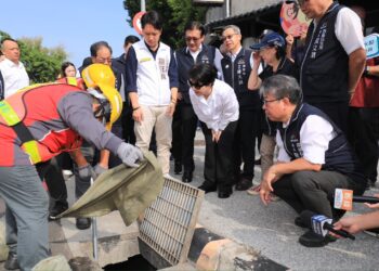 山陀兒颱風來襲！中市側溝清淤逾883公里-盧市長視察整備作業：守護家園有備無患