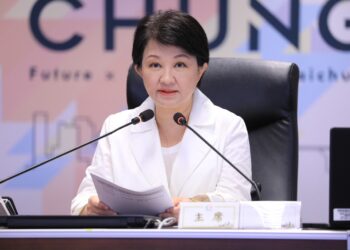 敬老愛心卡六都最優惠！中市府明年增2億預算-盧市長：照顧資深市民是責任