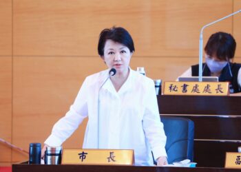 議員支持市府祭鐵腕嚴管公車業-盧市長:多管齊下守護交通安全