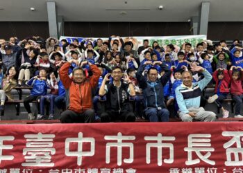 台中市長盃短道競速滑冰錦標賽 -近百位冰上好手同場競技