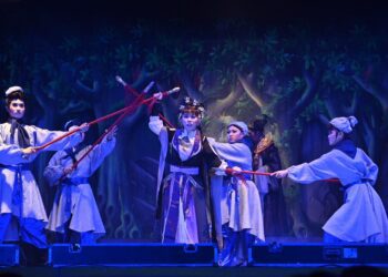 明華園日字團《丈人變子婿》幽默登場！-1.5千名觀眾大里同樂