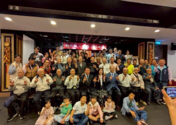 三條國小校友會五代校友見證傳承 會長交接為母校提供更多資源