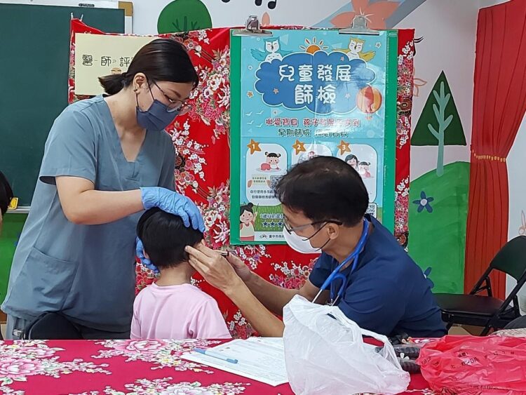強化兒童聽力保健第一步- 中市衛生局：從新生兒聽力篩檢做起