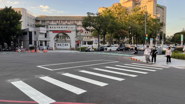 捍衛行人安全！中市改善易肇事路口進度過半-年底前全數完工