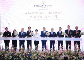看好台中發展前景！國際頂級品牌酒店開幕 -盧市長：璀璨城市新地標