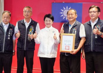 中市水患自主防災再創佳績-盧市長表揚種子社區