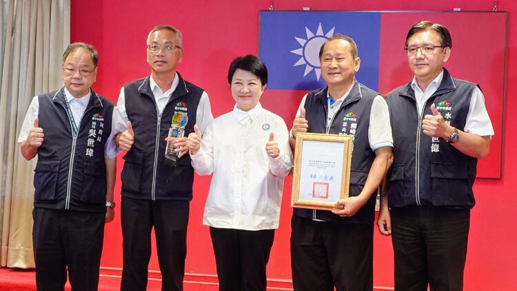 中市水患自主防災再創佳績-盧市長表揚種子社區