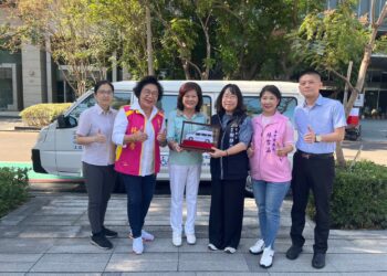 守護身障愛加倍 昇岱實業捐贈中市府第3輛復康巴士