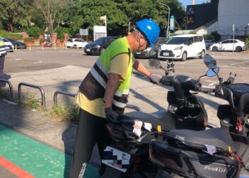 中市大執法！-交通局：占用標線型人行道違者最高開罰1,200元