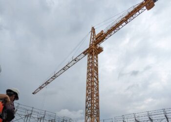 天兔颱風來襲-中市勞工局提醒工地強化防颱措施-確保安全