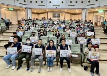 響應2024世界廁所日-中市環保局結合學校推廣優質如廁文化