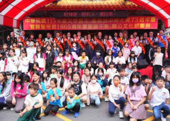 台中南天宮73年宮慶表揚孝行楷模-民政局長感謝弘揚忠孝美德