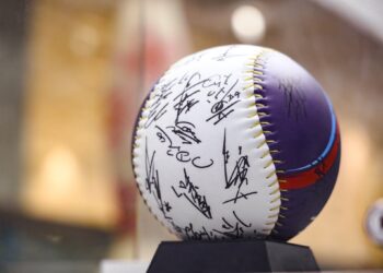 限時三天!中華隊12強冠軍簽名球今亮相中市府-11/30抽出幸運得主