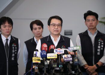 台中首例！-公捷處長性騷調查結果出爐-中市府祭最重處分：二大過免職、無法申請退休金、開罰30萬元