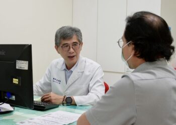 越老越睡不著？ 秀傳醫師揭密50歲後睡眠問題真相